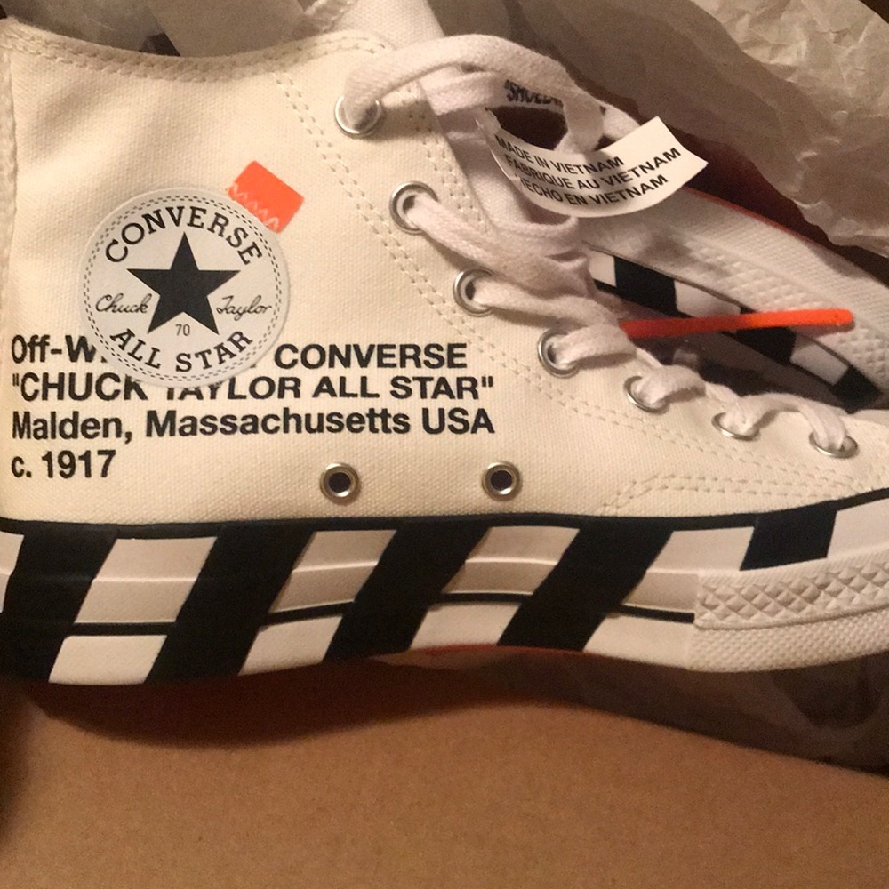 BRAND NEW Off White Converse